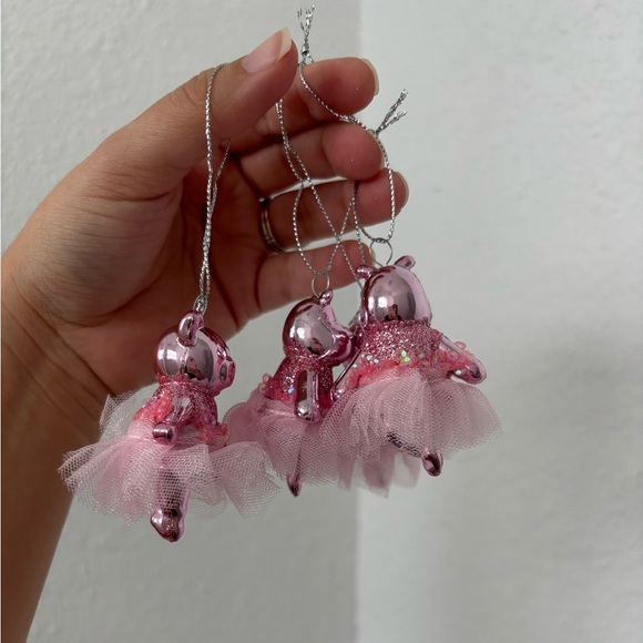 Pinkmas Bundle πβοΈπ - Picture 9 of 16